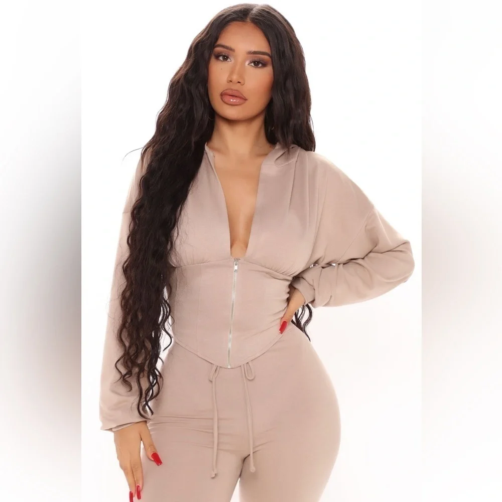 Fashion Nova M Better than ever hoodie set Taupe - Picture 5 of 7